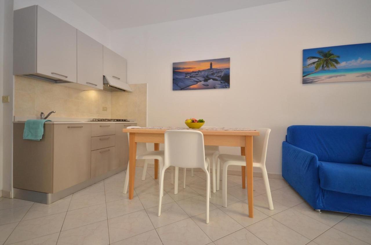 Residenza Marco Polo Appartement Lignano Sabbiadoro Buitenkant foto