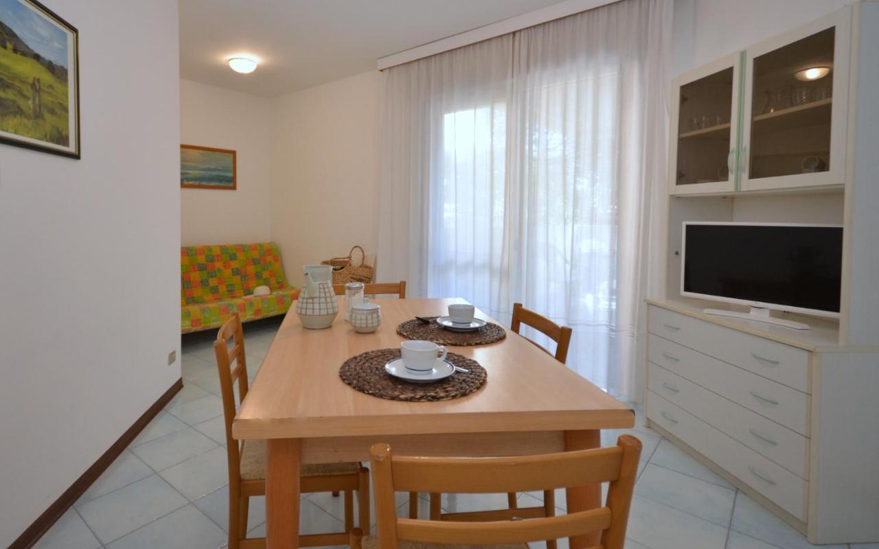 Residenza Marco Polo Appartement Lignano Sabbiadoro Buitenkant foto