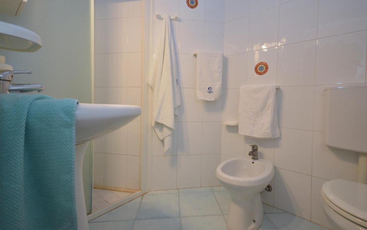 Residenza Marco Polo Appartement Lignano Sabbiadoro Buitenkant foto
