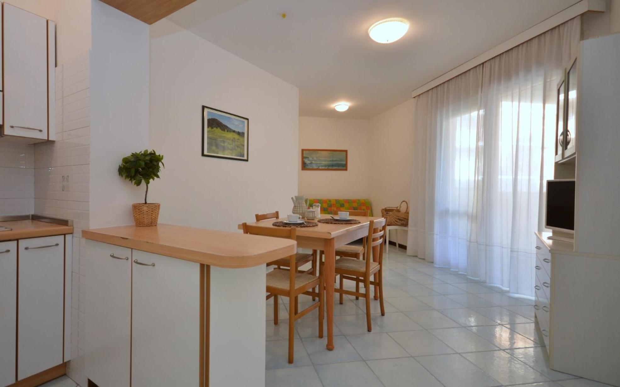 Residenza Marco Polo Appartement Lignano Sabbiadoro Buitenkant foto